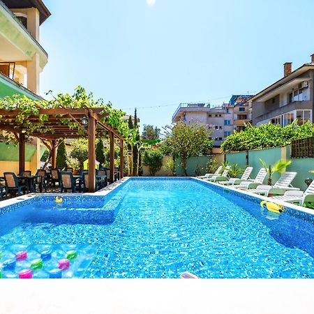 Paradise Csernomorec Kültér fotó