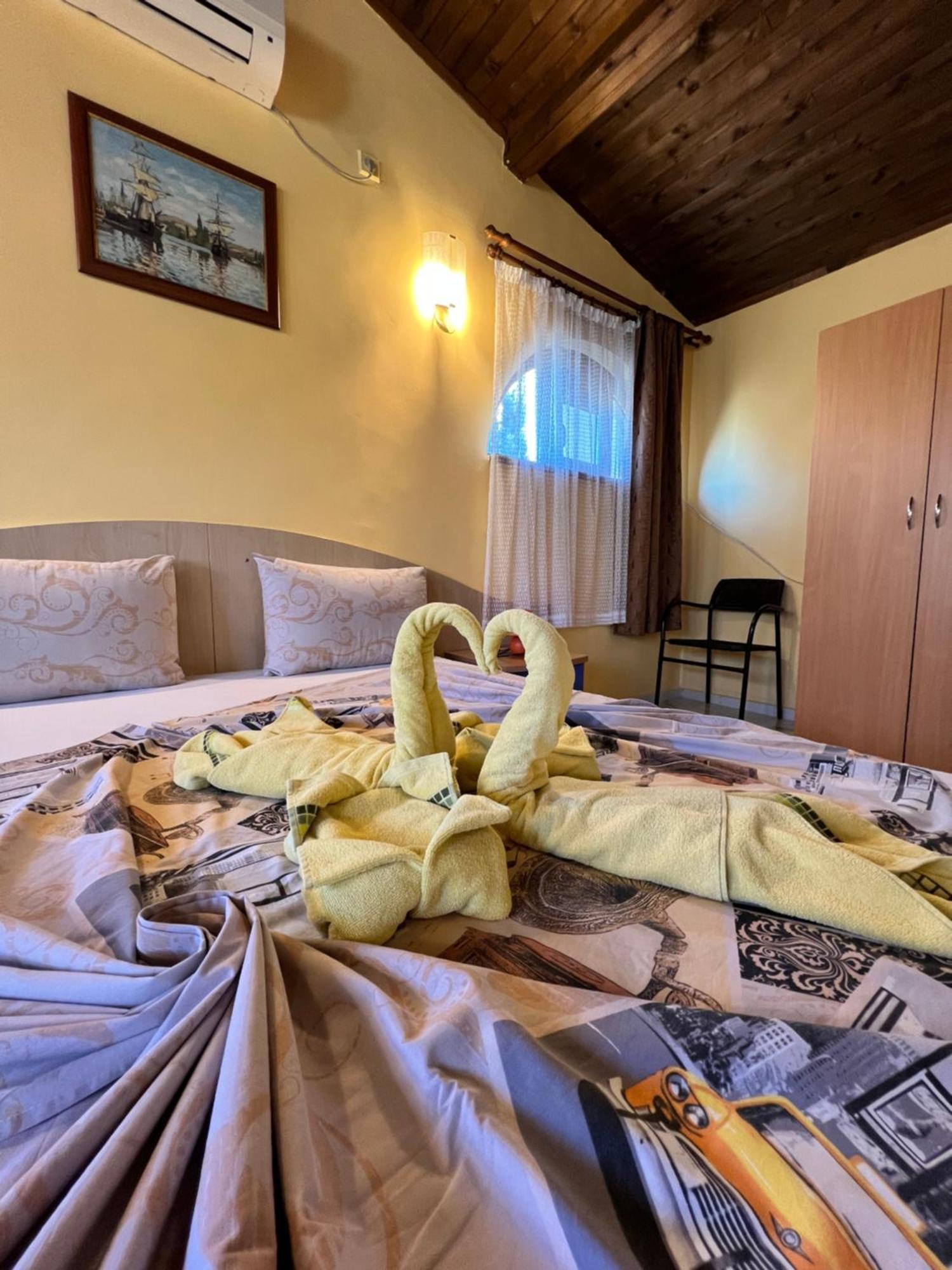 Paradise Csernomorec Kültér fotó