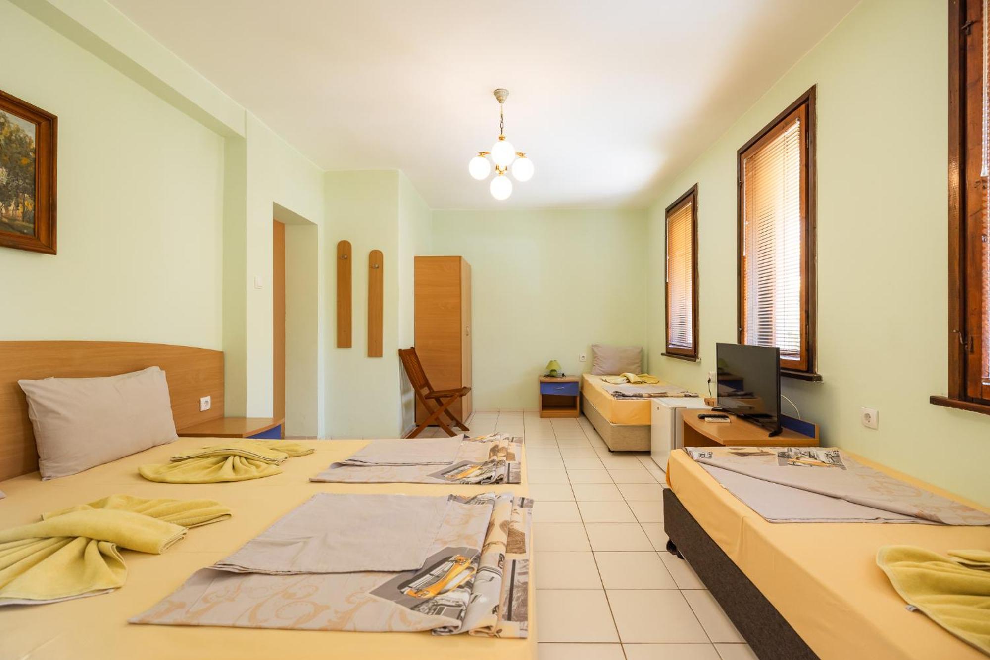 Paradise Csernomorec Kültér fotó