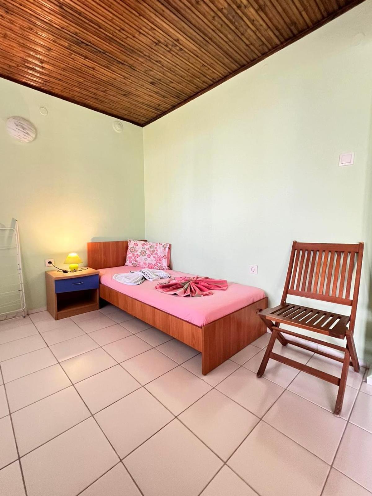 Paradise Csernomorec Kültér fotó