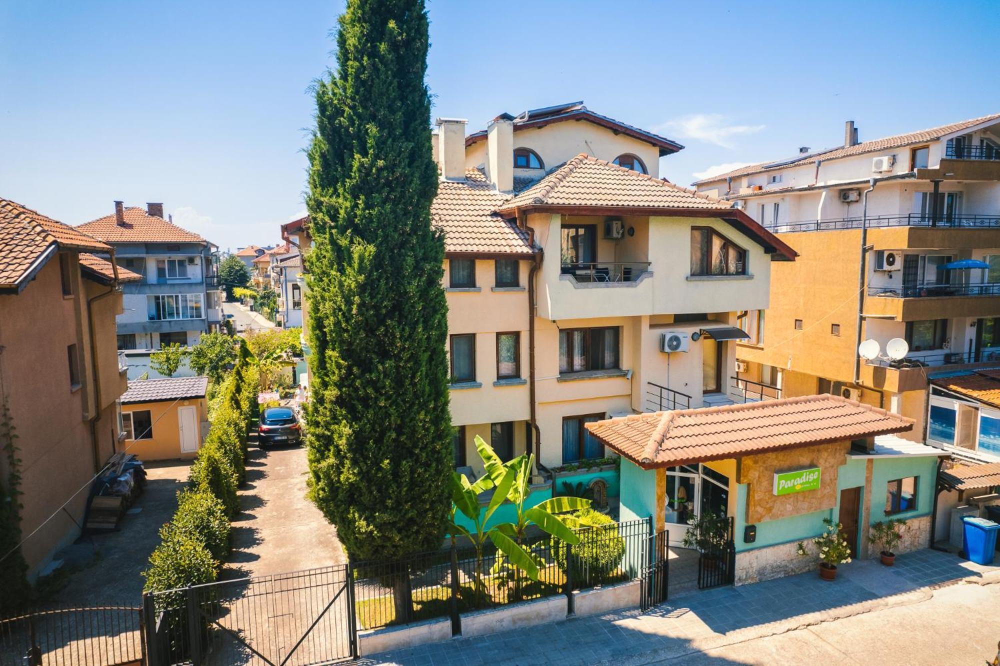 Paradise Csernomorec Kültér fotó